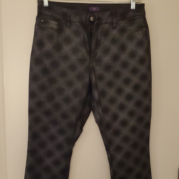 NYDJ Metallic Diamond Super Skinny Jeans - Picture 6 of 7